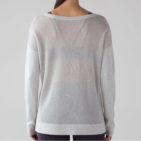 [Lululemon] Heathered Vapor Gray Well Being Sweater Cashmere Blend Sz Small S 4 - Picture 2 of 12